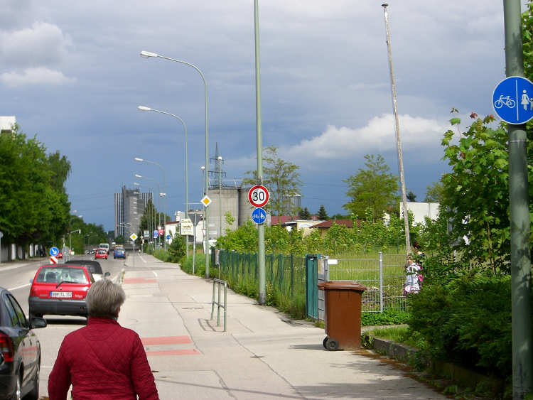 Friedrich-Ebert-Straße Richtung Osten 4